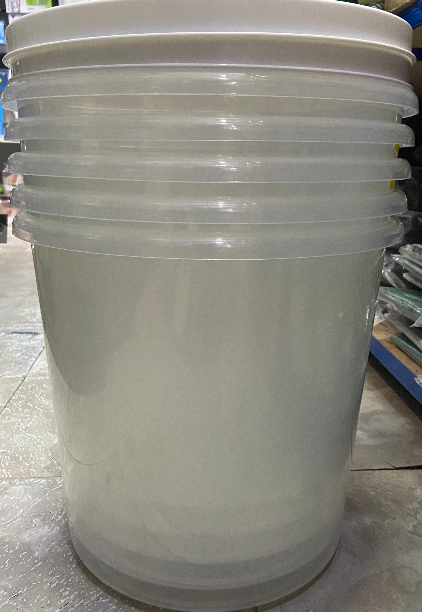 Round Large Plastic container
