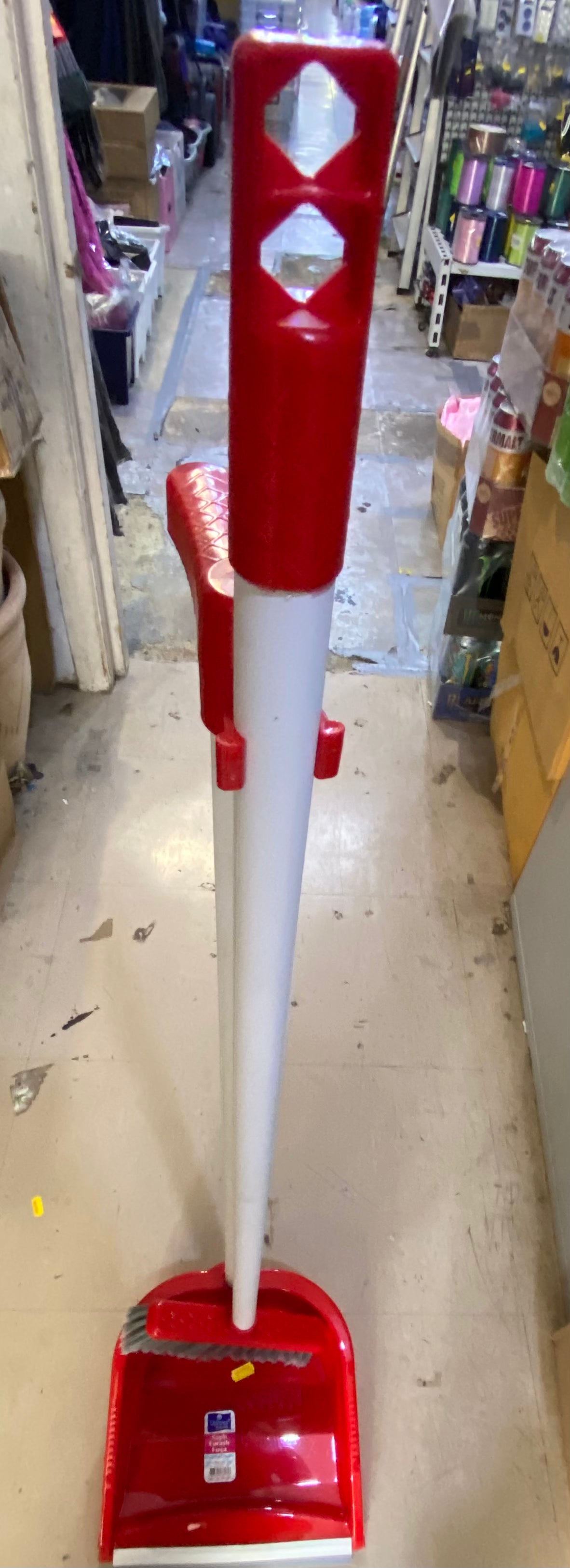 HANDLE BRUSH DUSTPAN