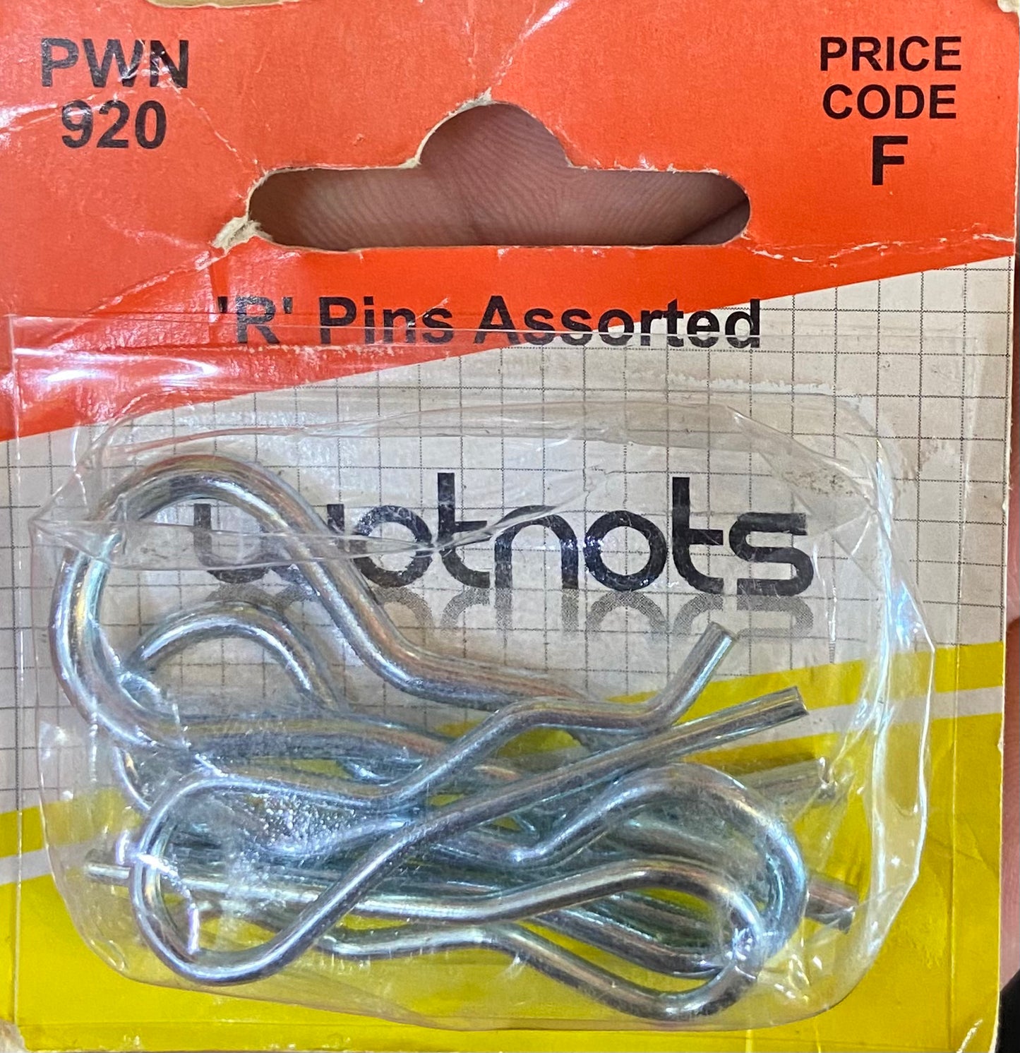 ÉPINGLES R ASSORTIES