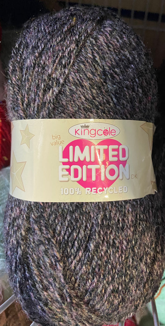 KING COLE LIMITED EDITION GRAPHITE WOOL 100g