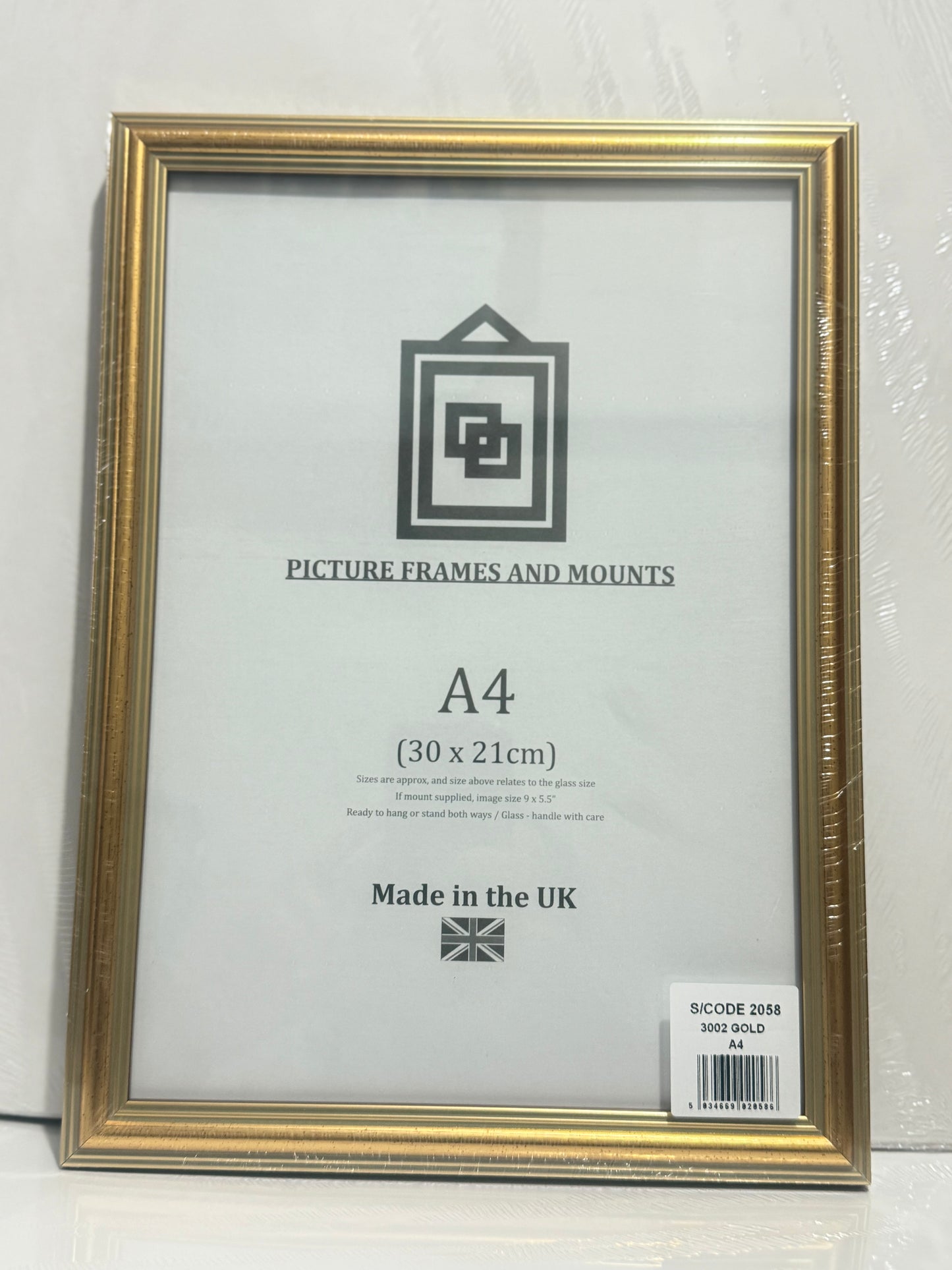 3002 GOLD A4 30x21cm PICTURE FRAME