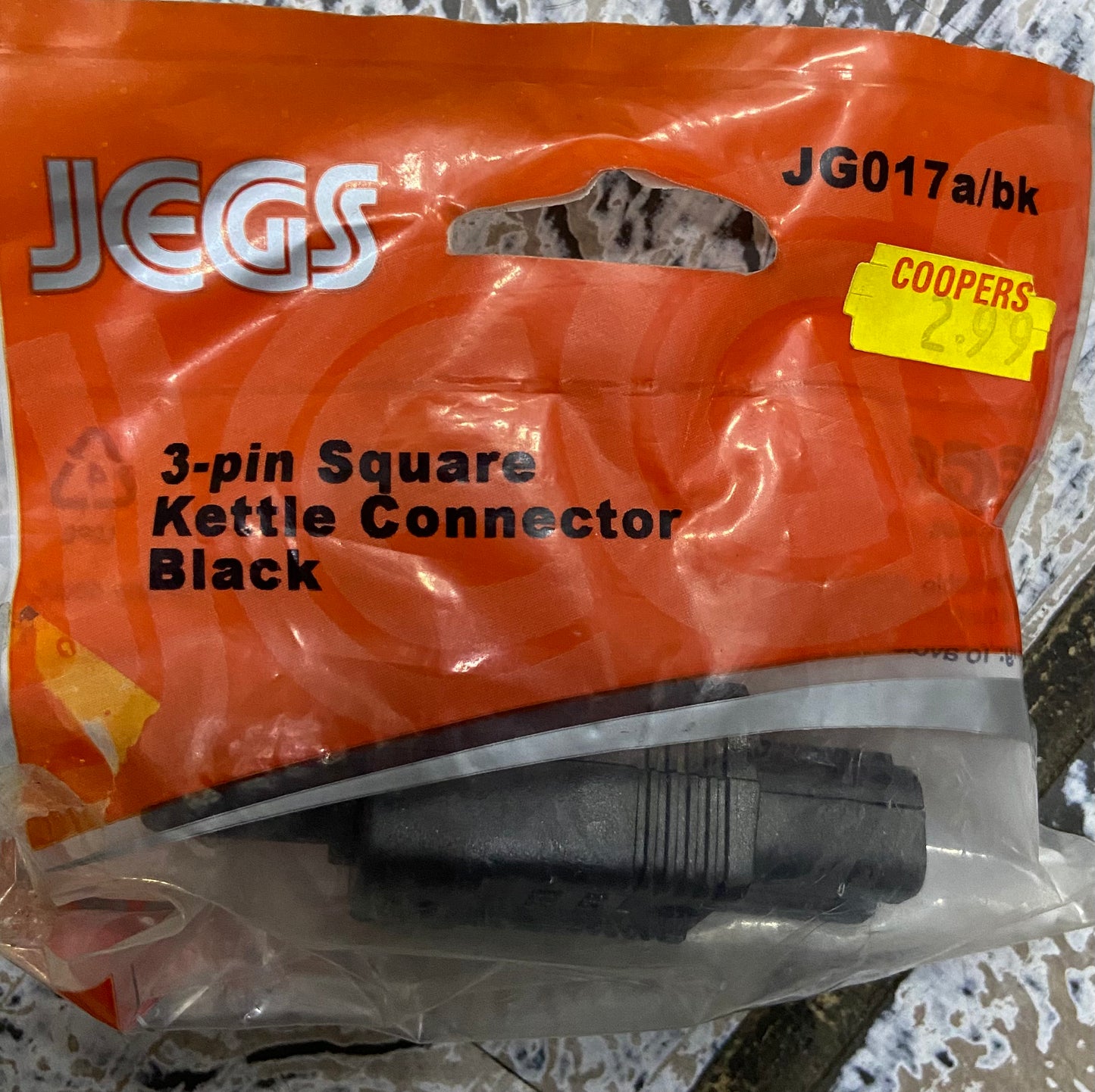 JEGS 3-PIN SQUARE KETTLE CONNECTOR BLACK