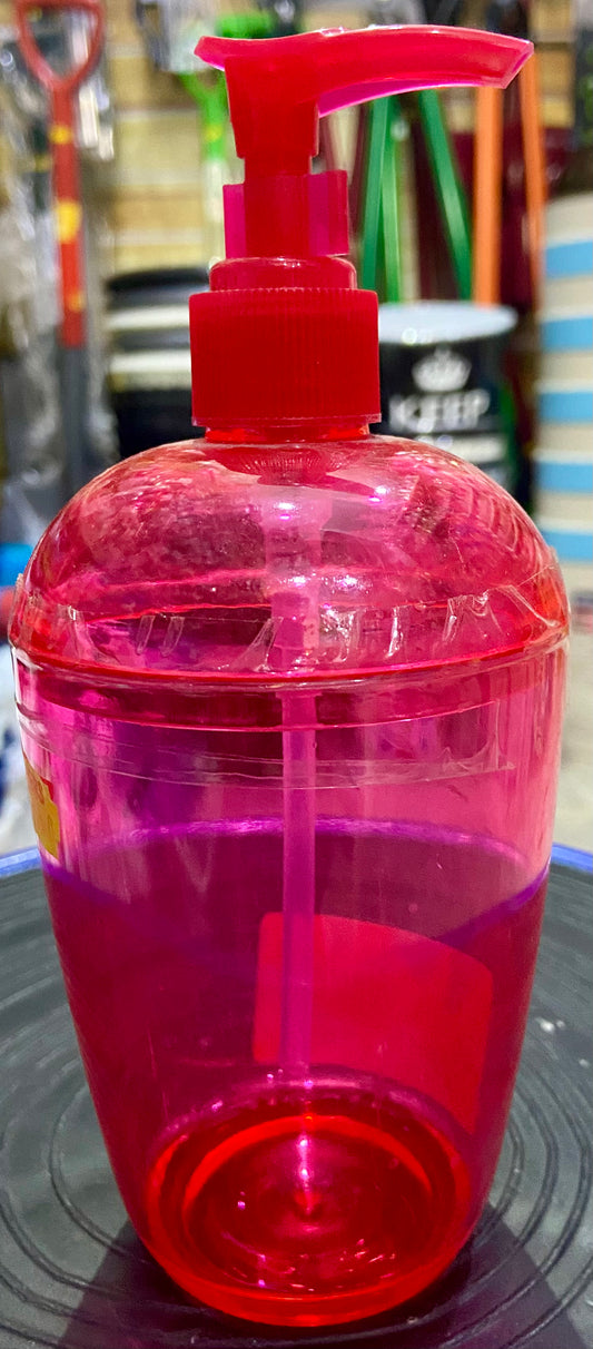 BOUTEILLE DE SAVON LIQUIDE POUR LES MAINS