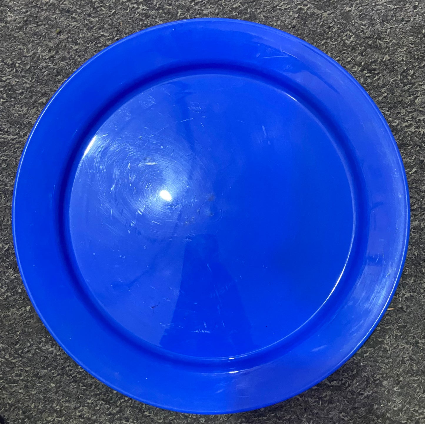 ASSIETTE EN PLASTIQUE BLEUE