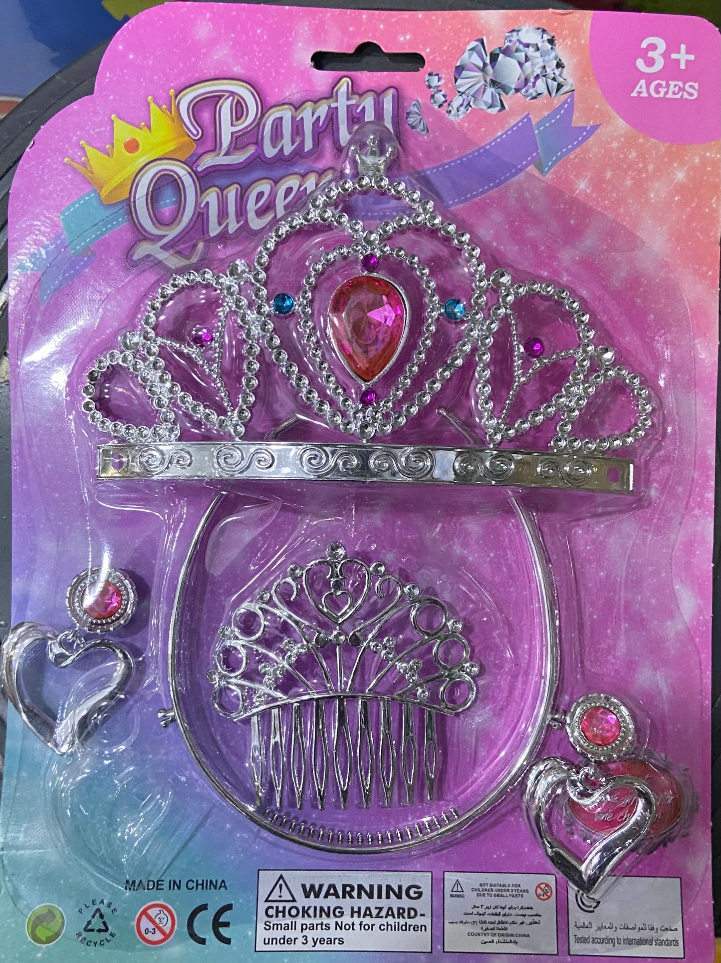 REINE DE LA FÊTE