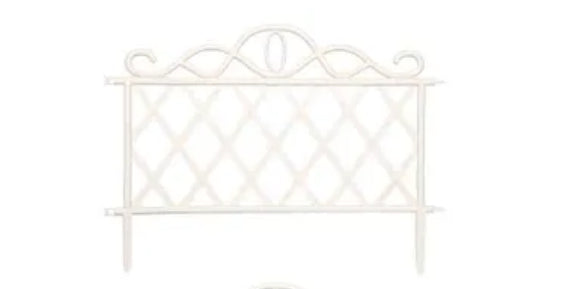 PLASTIC GARDEN BORDER