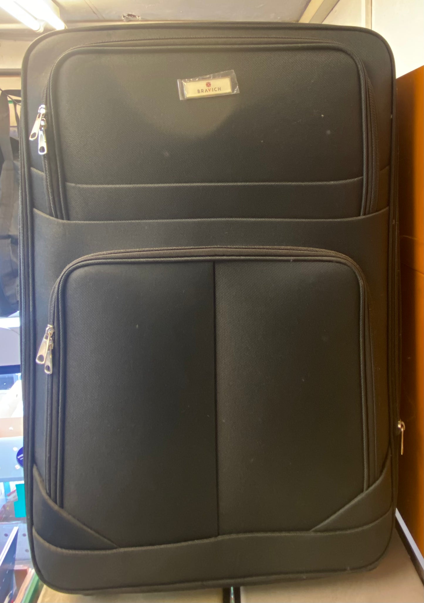 BRAVICH LUGGAGE BAG