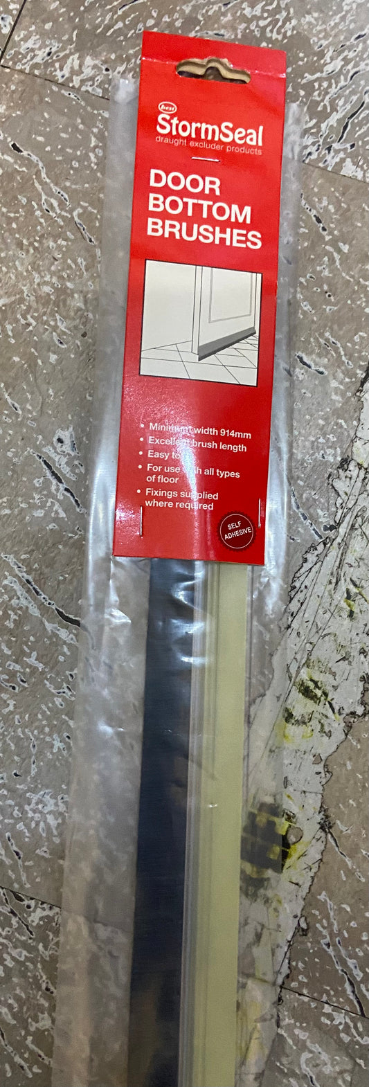 DOOR BOTTOM BRUSHES PLASTIC CLEAR 915mm