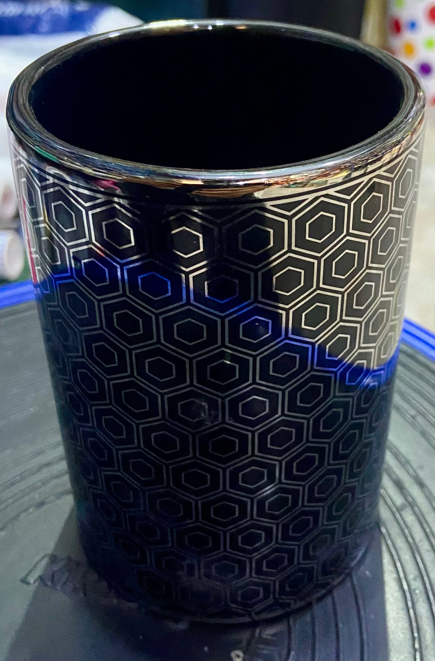 Blue Canyon Black & Silver Honeycomb Bathroom Tumbler 7.9x11.6cm