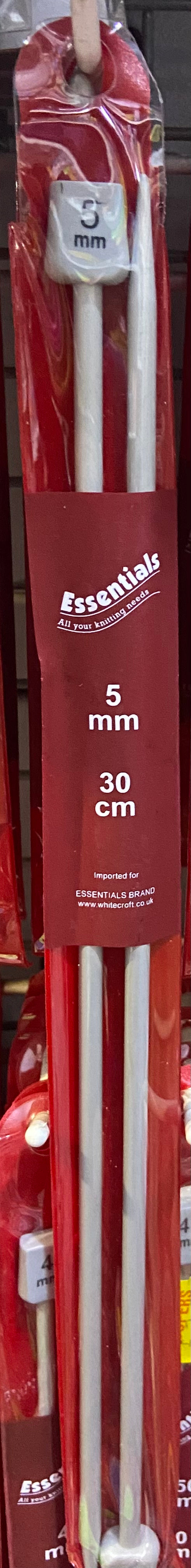 ESSENTIALS ALL YOUR KNITTING NEEDS 5mm 30cm