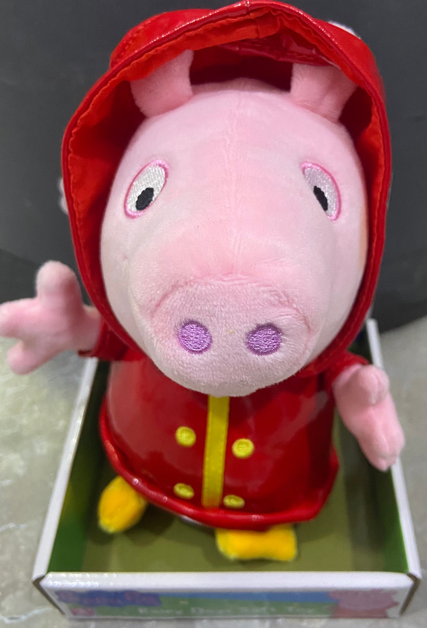 PEPPA PIG RAINY DAYS SOFT TOY