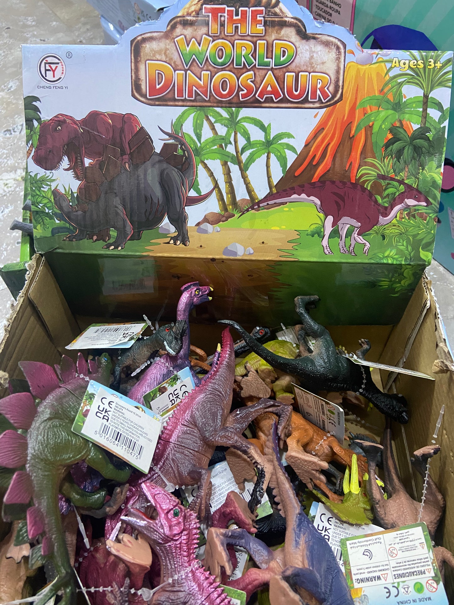 LE MONDE DES DINOSAURES