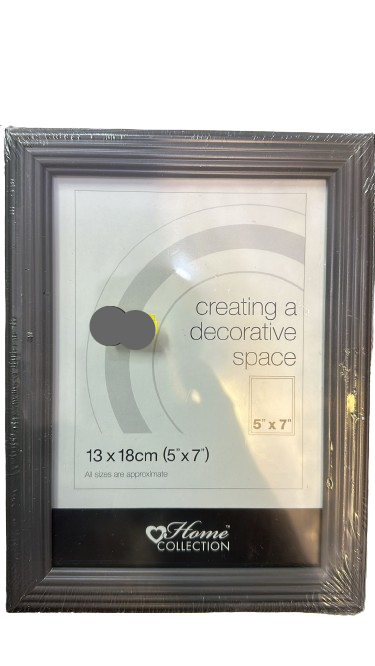 Creating a Decorative Space 5" X 7" Photo Frame