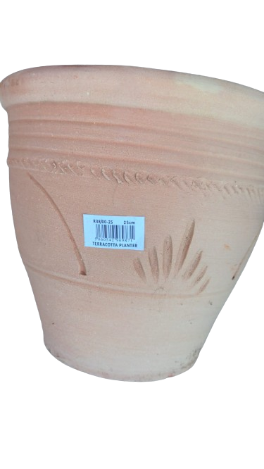 Terracotta planter 25cm
