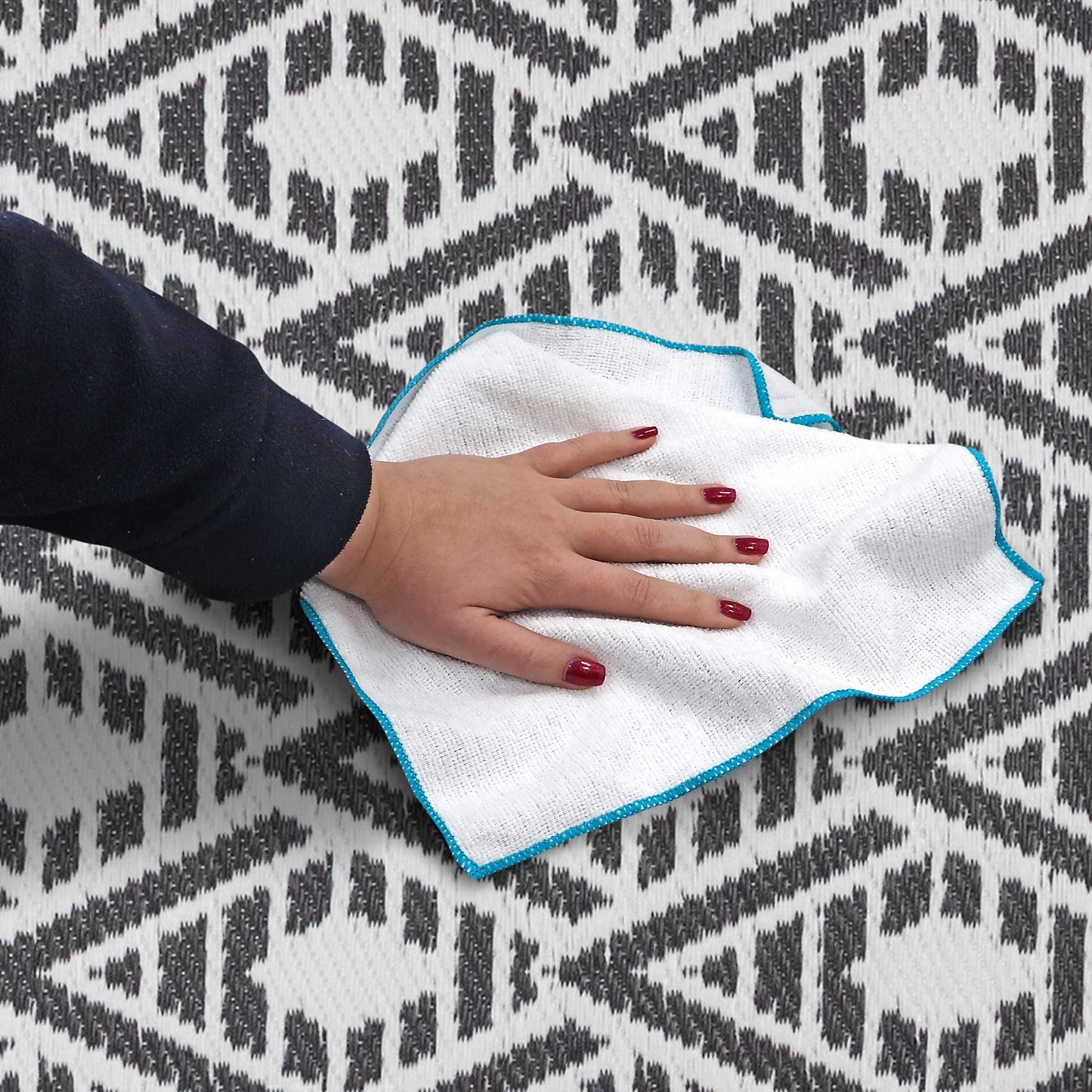 JVL The Gardener Outdoor Rug Geometric Pattern 120x170cm