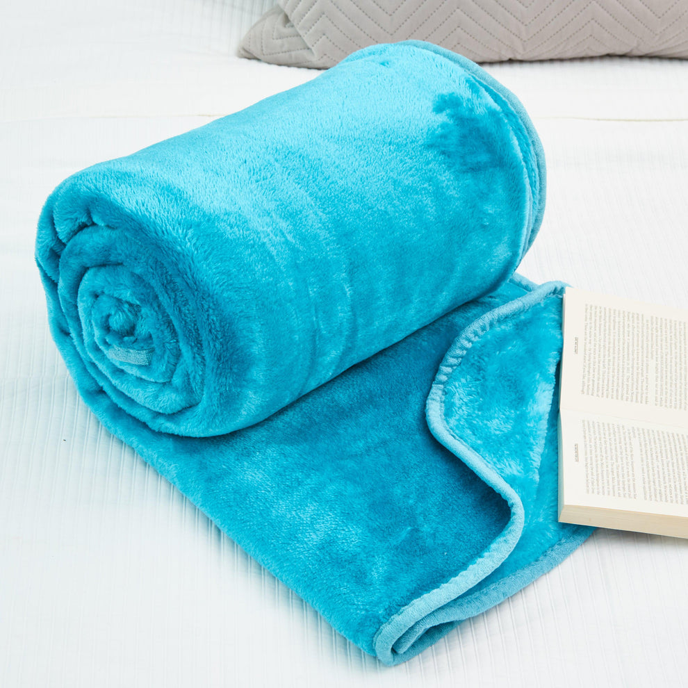 Bravich Soft Faux Mink Throw  Large Fluffy Blanket For Bed, Sofa & Duvet Bedding Throws. Faux Fur Thick Fleece Throw Blankets For Home 200x240cm - Teal