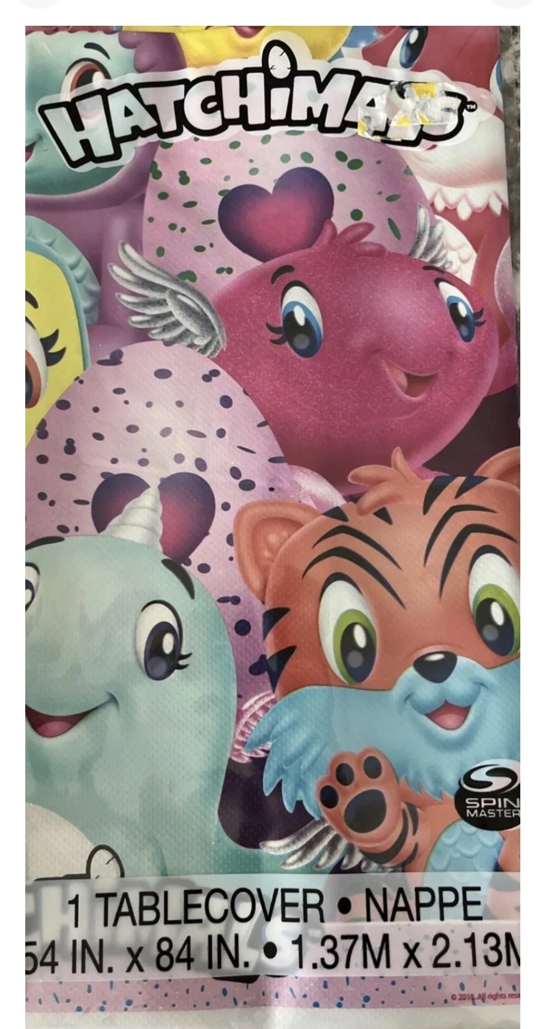 Nappe en plastique Hatchimals 137 cm x 213 cm