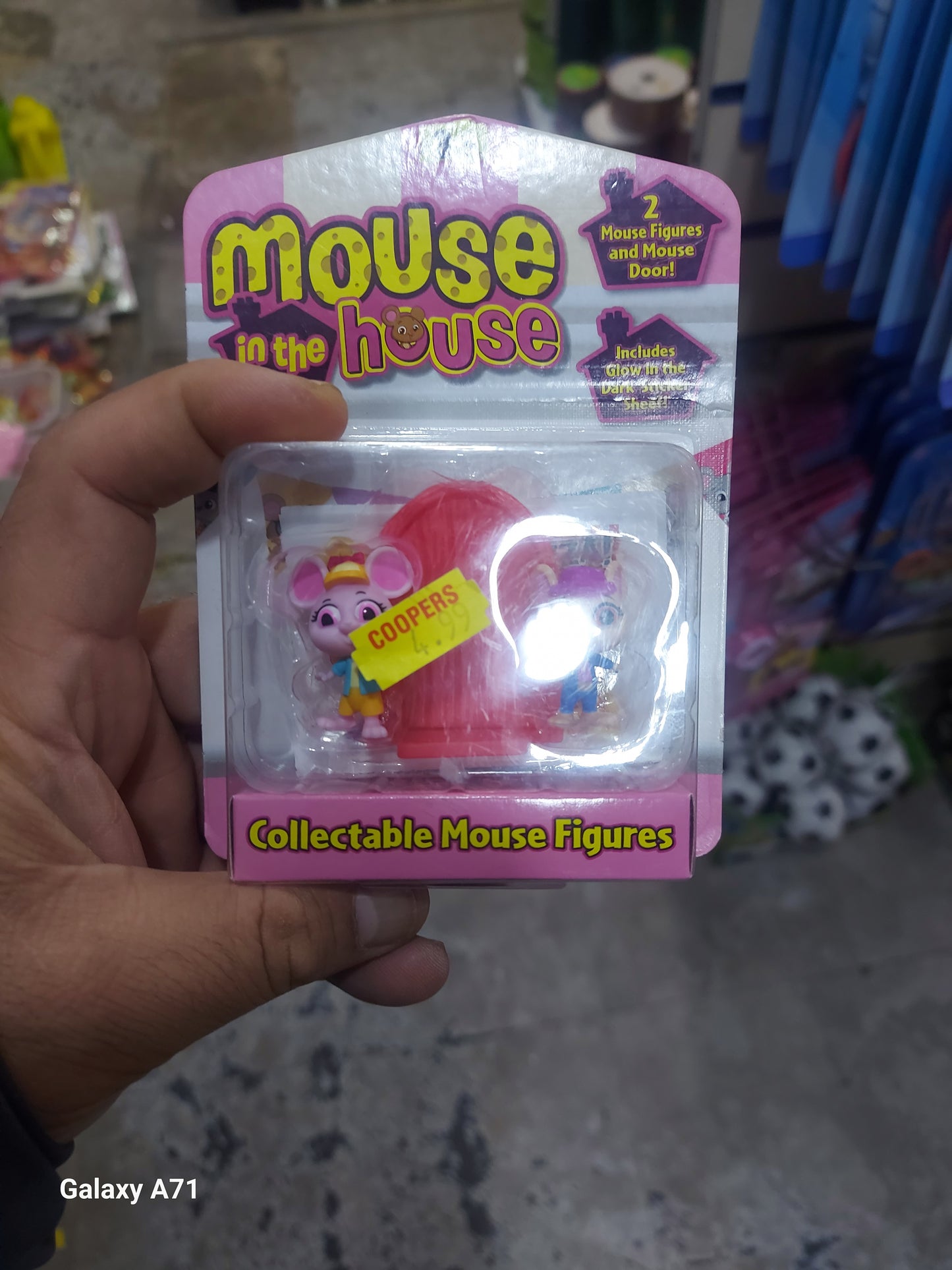 Mouse in the house colletable mouse figures