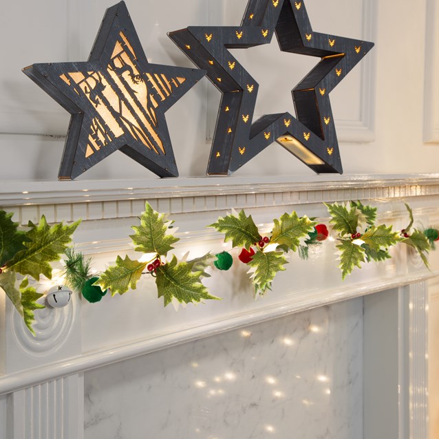 Christmas Workshop 20 LED Pompom Leaves Red Berry Micro String Light