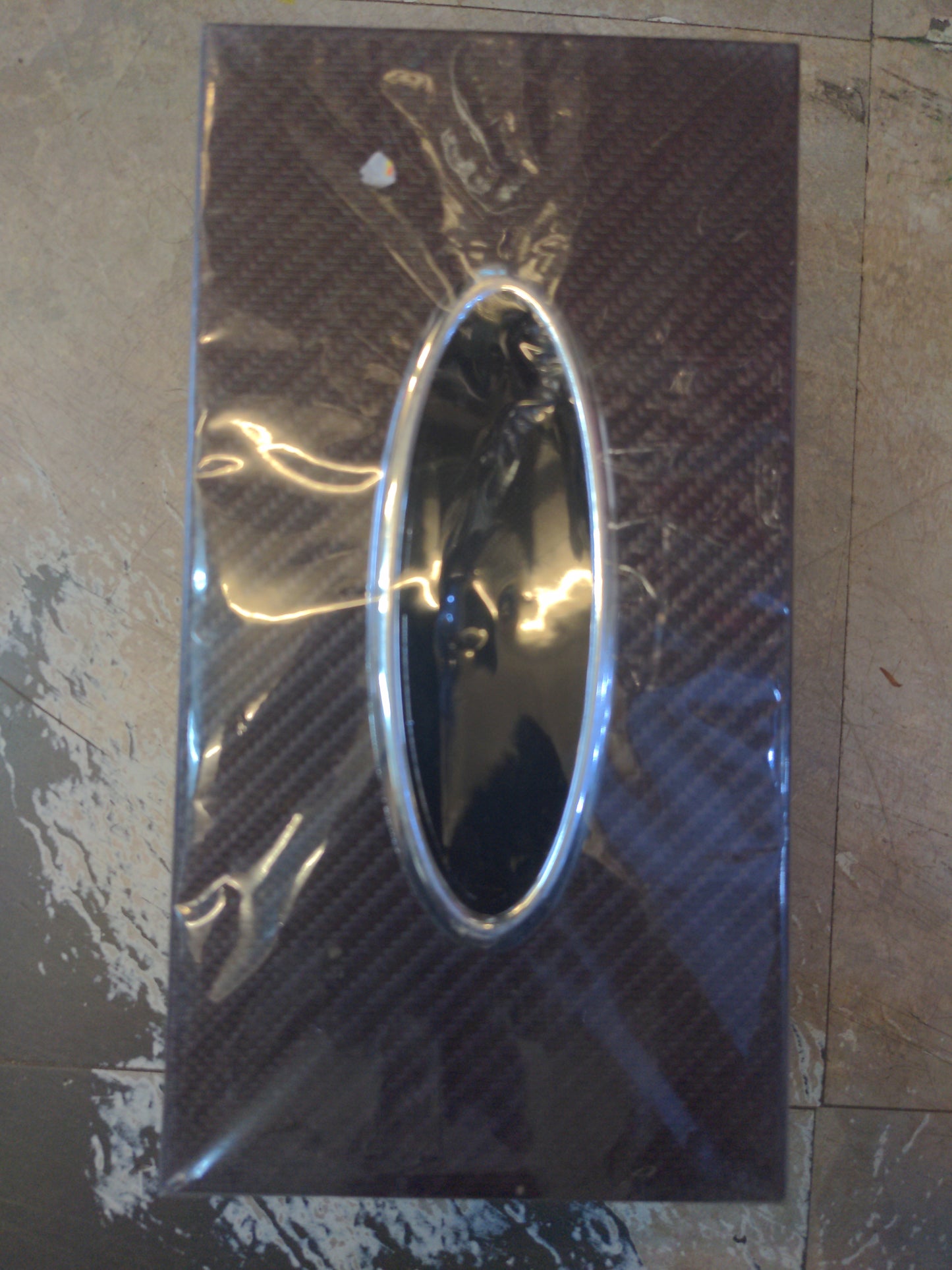 Porte-papier de soie