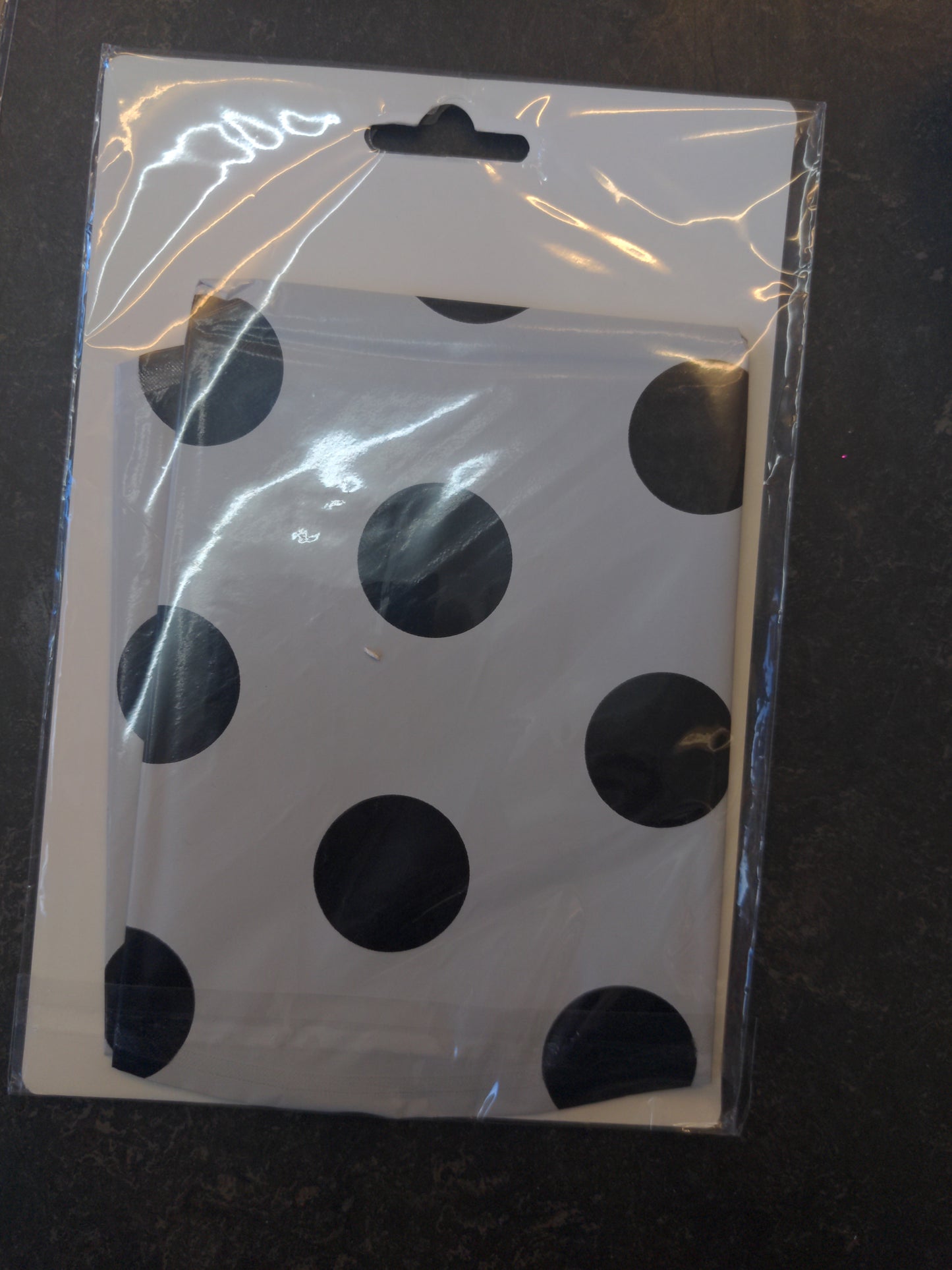 Ballon Hélium Cœur à Pois 4,99 £ l'unité
