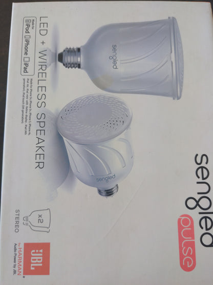 Sengled PULSE Twin Pack : Ampoule LED avec haut-parleur stéréo JBL 13W intégré. Contrôle via smartphone ou tablette (E27