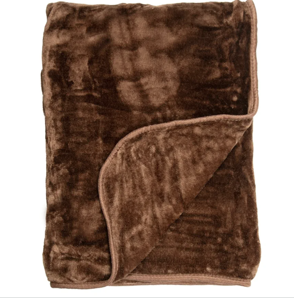 Plaid douillet en fausse fourrure de vison Bravich – Marron. Grande couverture moelleuse simple pour lit, canapé et jetés de lit. Plaid épais en fausse fourrure pour la maison – 150x200cm
