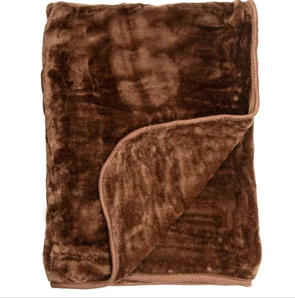 Plaid douillet en fausse fourrure de vison Bravich – Marron. Grande couverture moelleuse simple pour lit, canapé et jetés de lit. Plaid épais en fausse fourrure pour la maison – 150x200cm