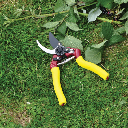 GARDEN PRO CUSHION GRIP DELUXE BYPASS SECATEURS