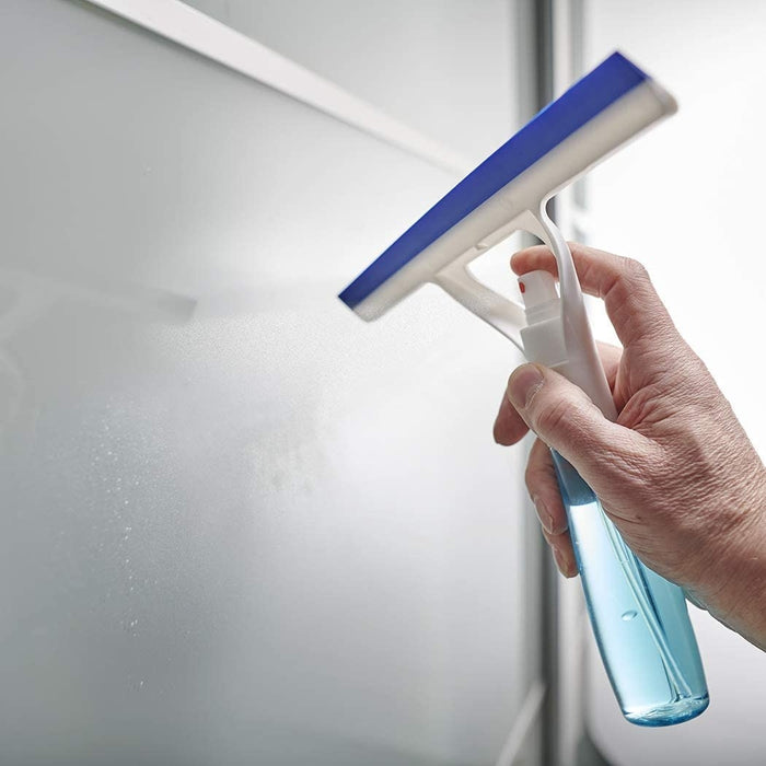 WINDOW SQUEEGEE WITH SPRAY